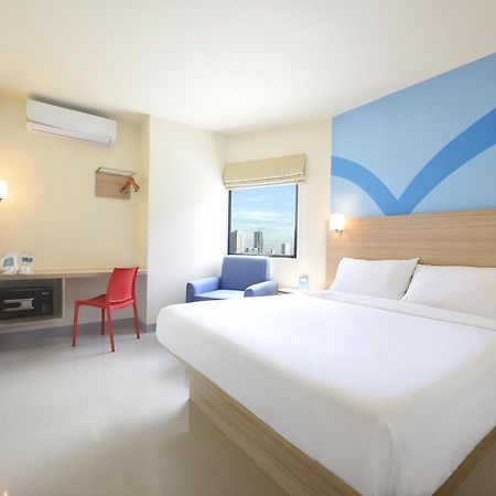 Hop Inn Hotel Aseana City Manila Paranaque City Bagian luar foto