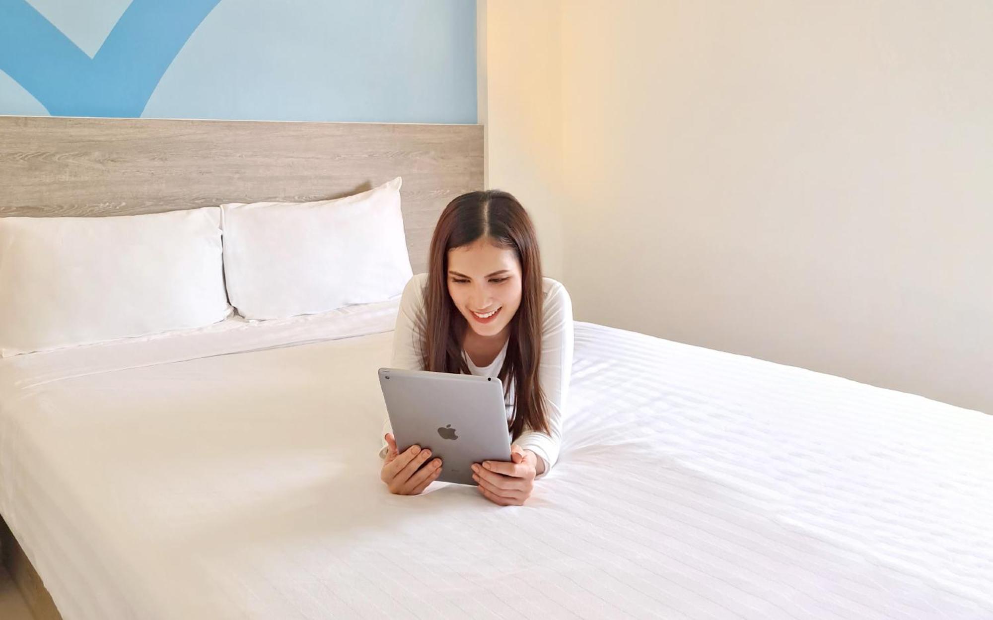 Hop Inn Hotel Aseana City Manila Paranaque City Bagian luar foto